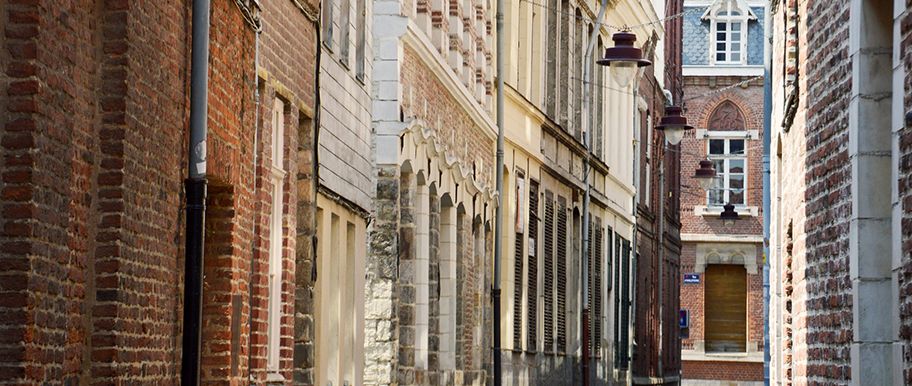 découvrez l'assurance habitation solidaire à lille, une solution qui protège votre logement tout en soutenant la communauté. profitez d'une couverture adaptée à vos besoins, avec des tarifs accessibles et des services personnalisés. optez pour une protection collective et sécurisez votre foyer dans un esprit de solidarité.