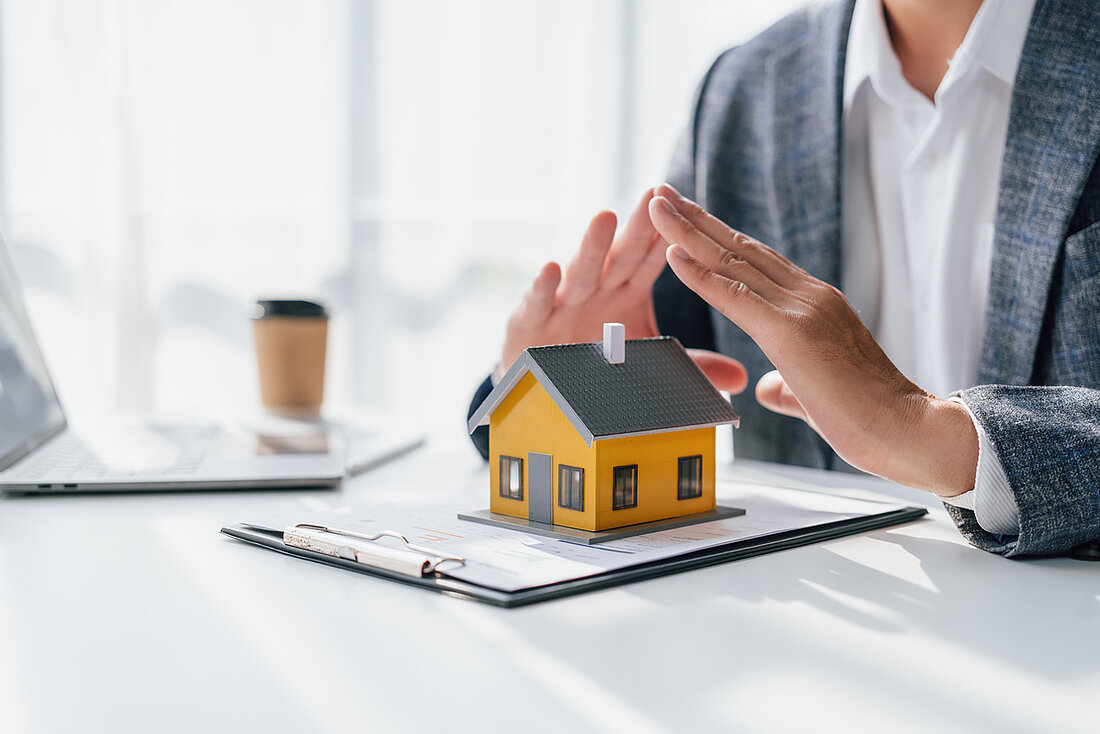 découvrez notre guide complet sur l'assurance habitation pour étudiants : conseils, garanties adaptées et astuces pour trouver une couverture pas chère et efficace pendant vos études.
