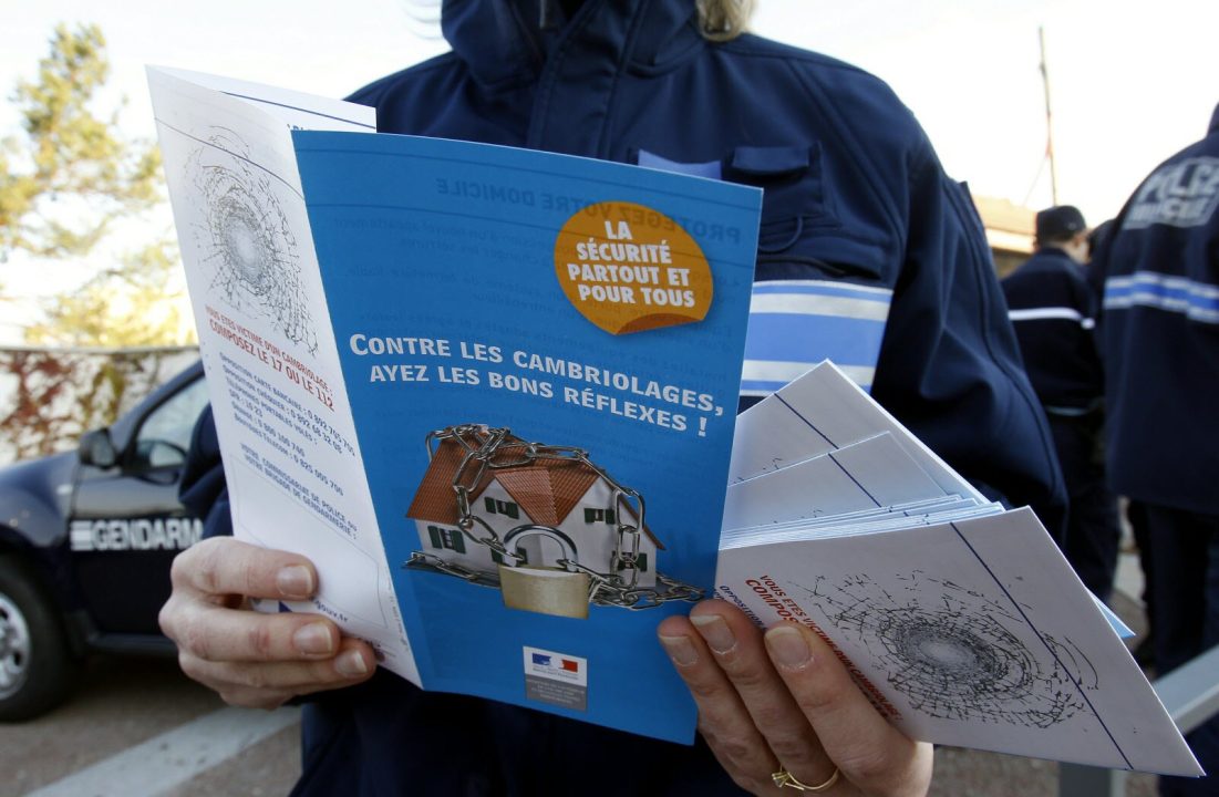 découvrez les causes et conséquences de la hausse des cambriolages en france. informez-vous sur les statistiques récentes, les zones les plus touchées et les conseils pour sécuriser votre domicile.