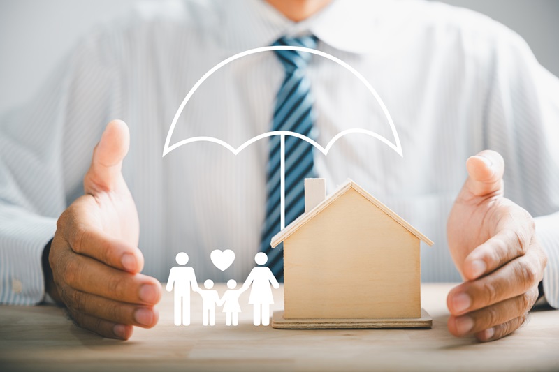 découvrez pourquoi les primes d'assurance habitation augmentent et comment protéger votre budget face à cette hausse.