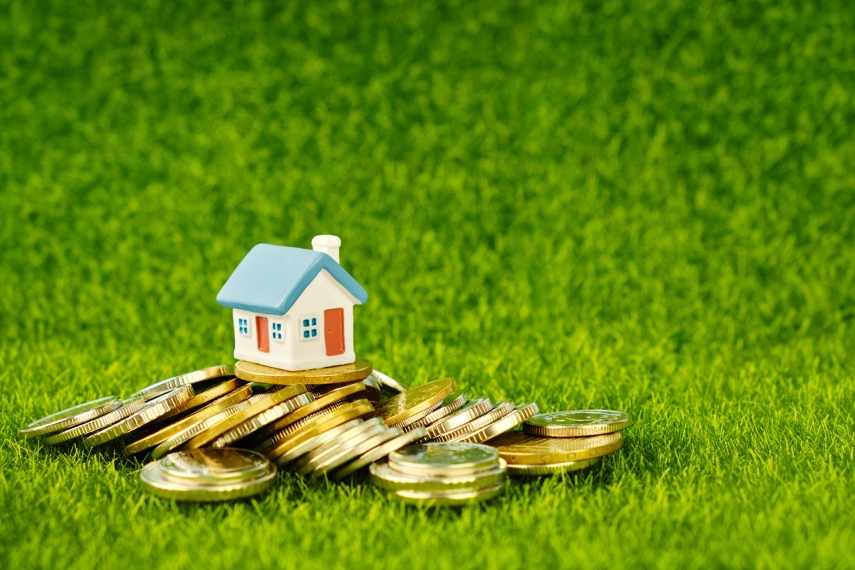 découvrez comment comprendre votre assurance habitation et apprendre des astuces efficaces pour réduire vos coûts tout en bénéficiant d'une protection optimale.