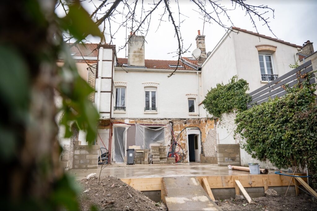 découvrez comment éric quénard réinvente le logement à reims en proposant des solutions innovantes et durables pour transformer votre habitat.