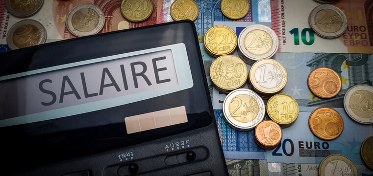 découvrez le salaire net mensuel d'inès, architecte d'intérieur basée à bordeaux, ainsi que les facteurs influençant sa rémunération dans ce secteur créatif.
