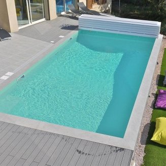 découvrez comment installer une piscine de 4 m² sur votre balcon en respectant les règles du syndic pour profiter d'un espace détente chez vous en toute sérénité.